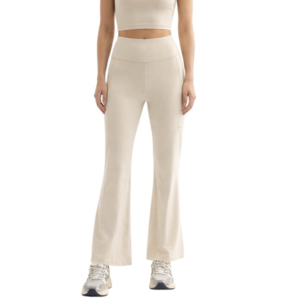 Girlfriend Collective - NWT Compressive Flare Leggings Ivory Beige SZ L